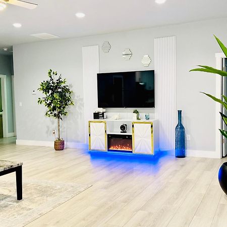 Brand New Tampa Oasis With Private Jacuzzi Retreat Villa Lutz Eksteriør billede