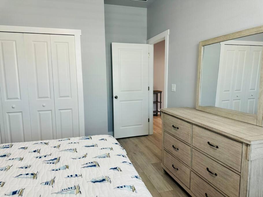 Brand New Tampa Oasis With Private Jacuzzi Retreat Villa Lutz Eksteriør billede