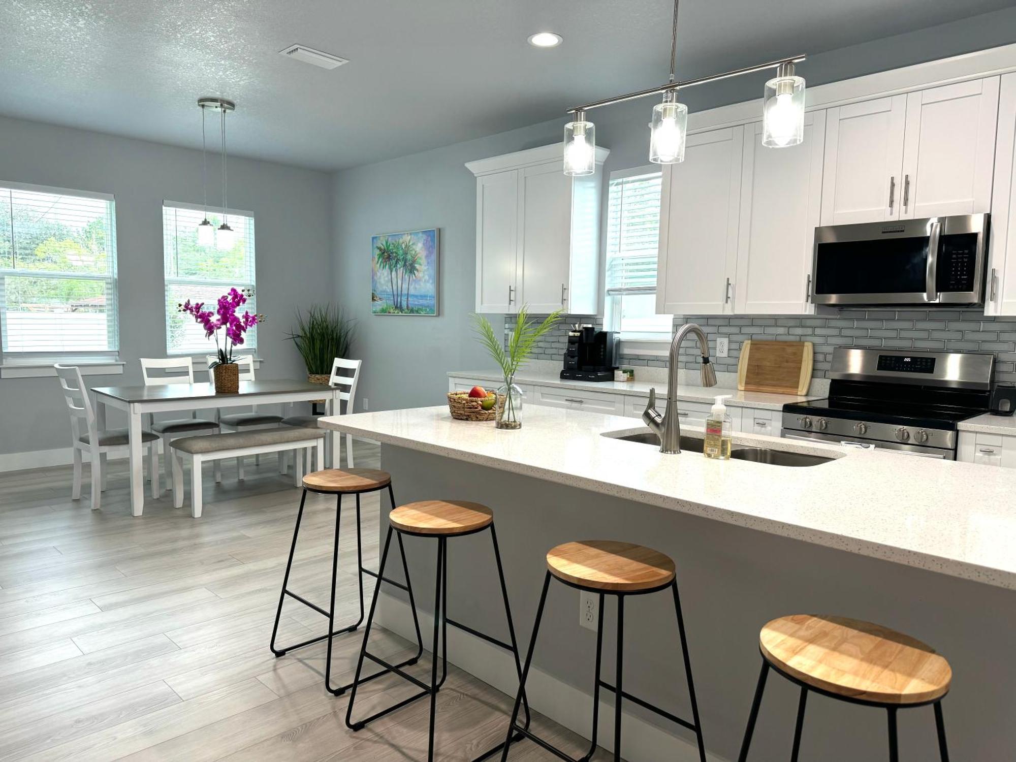 Brand New Tampa Oasis With Private Jacuzzi Retreat Villa Lutz Eksteriør billede
