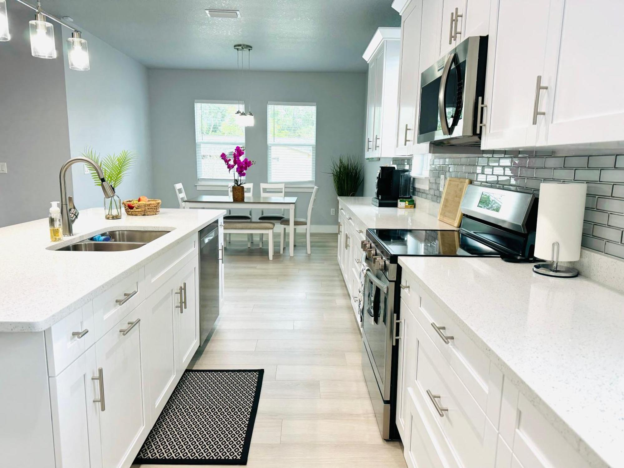 Brand New Tampa Oasis With Private Jacuzzi Retreat Villa Lutz Eksteriør billede
